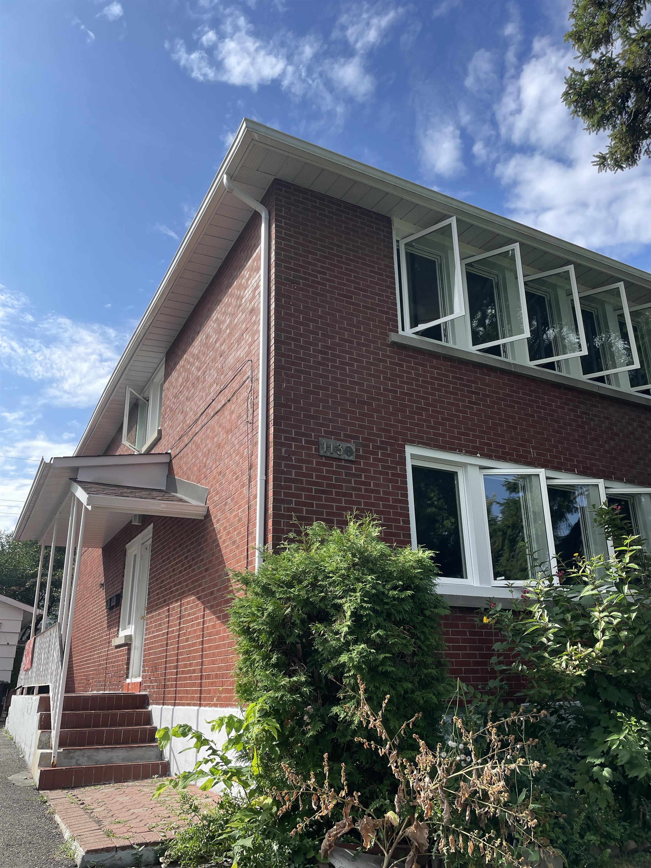 1130 Aldea Avenue - 1