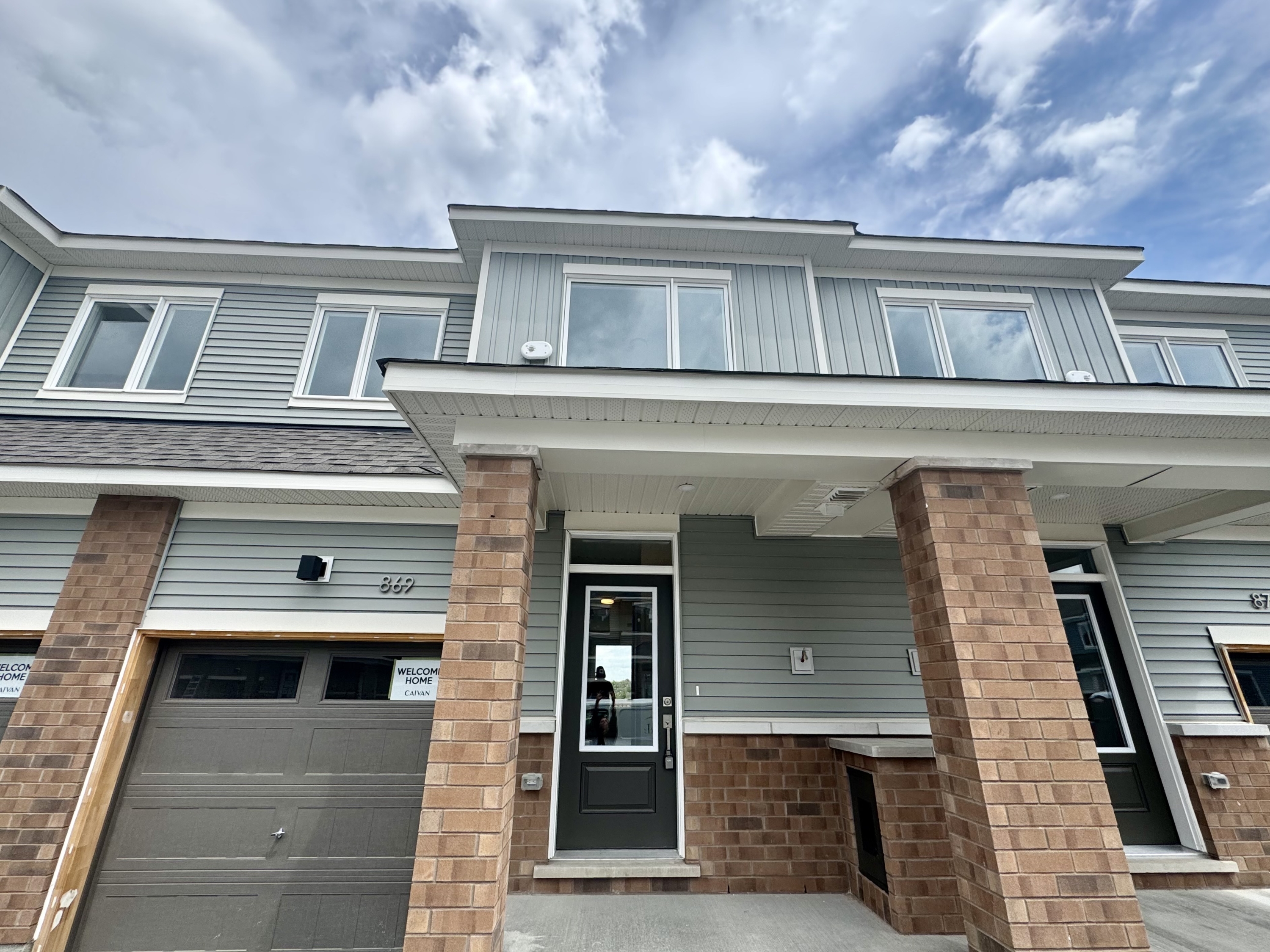 869 Andesite Terrace