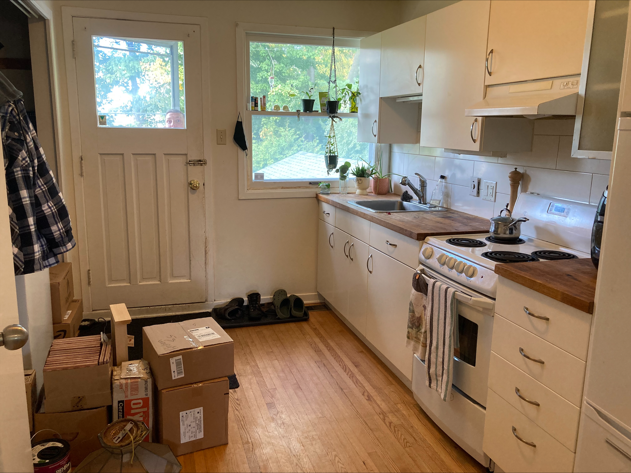 31 Saint Claire Avenue - B